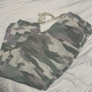 Aerie camo sweatpants
